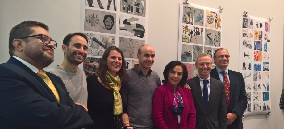 La Embajada de Colombia en Finlandia participó en la exhibición “Elogio al Desorden” del ilustrador y diseñador español, Isidro Ferrer, en el Festival Kolibrí
