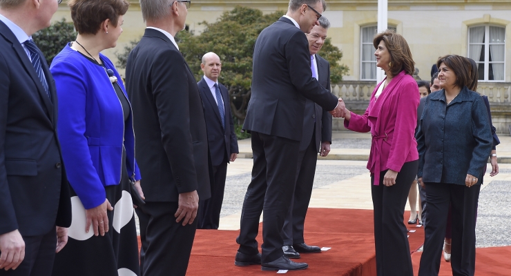 Canciller Holguín saludó al Primer Ministro de Finlandia durante la ceremonia de bienvenida 