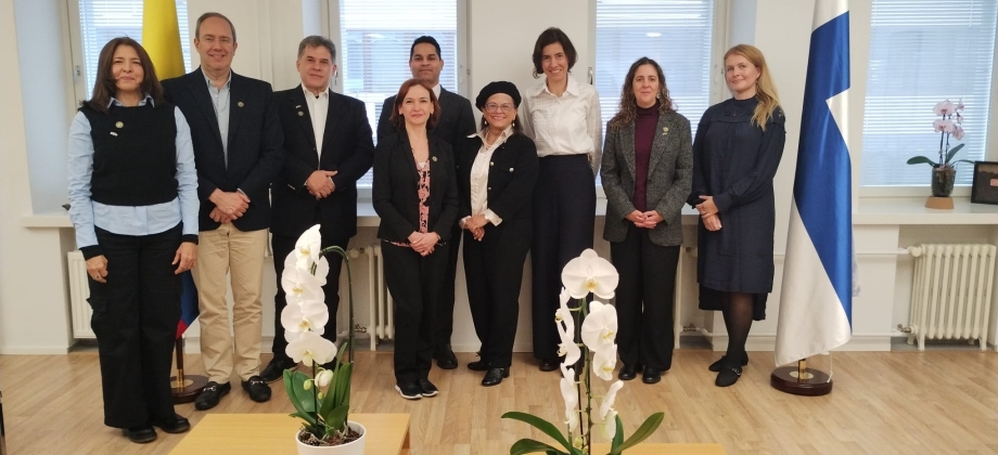 Misión Académica de la Alianza 4U en la Embajada de Colombia en Finlandia 